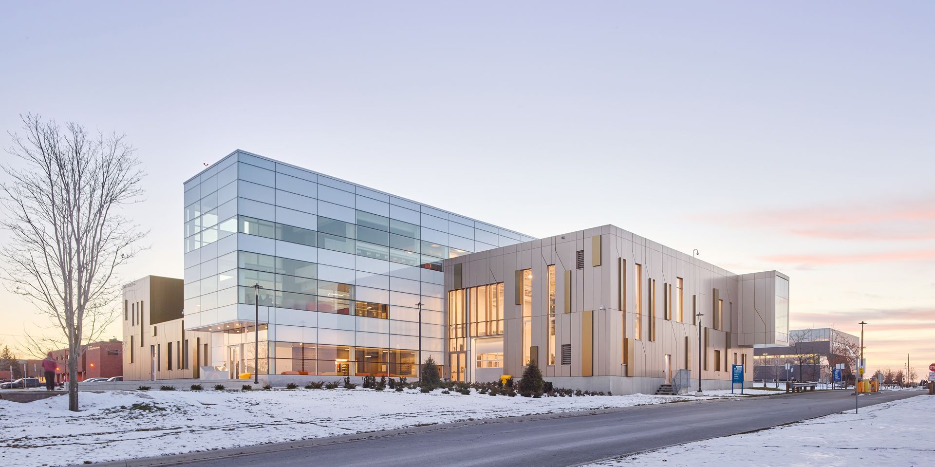 2247-16 Peter B Moore Advanced Technology Centre (1)