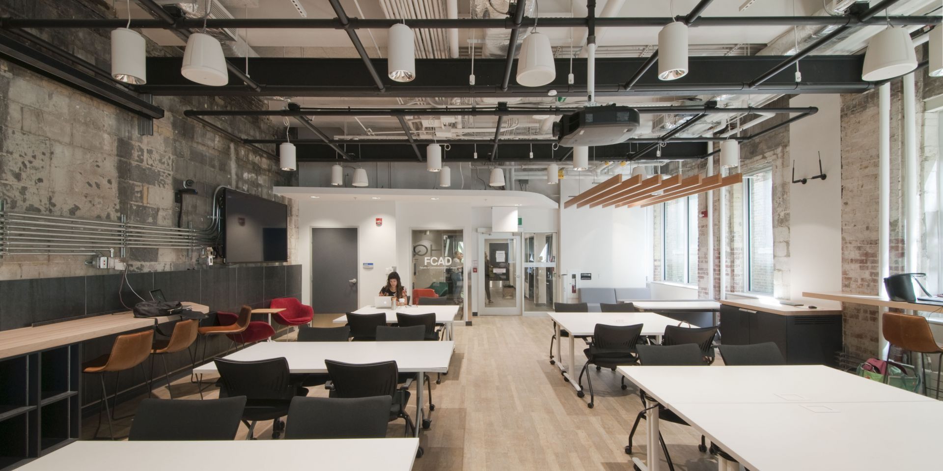 2280-17-ryerson-university-innovation-incubator-hub-2