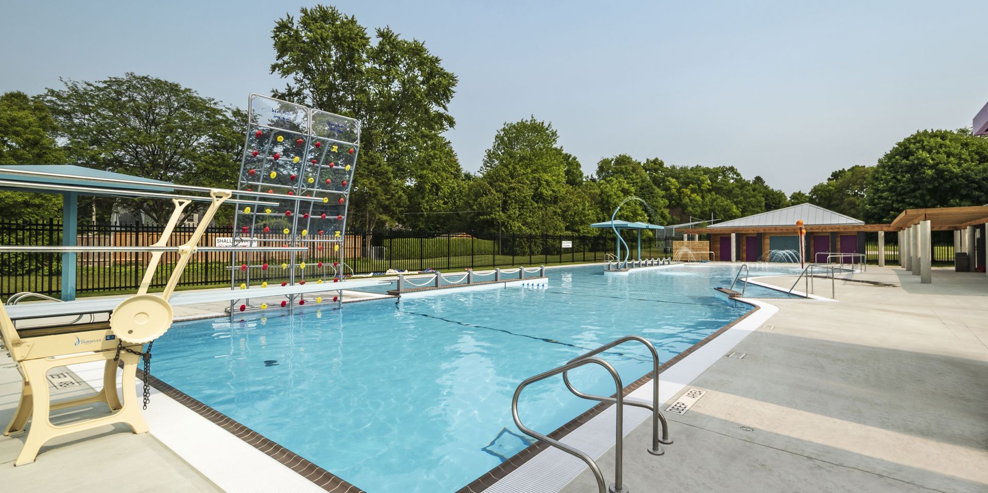 2283-17-3-byron-pool-jet_0357