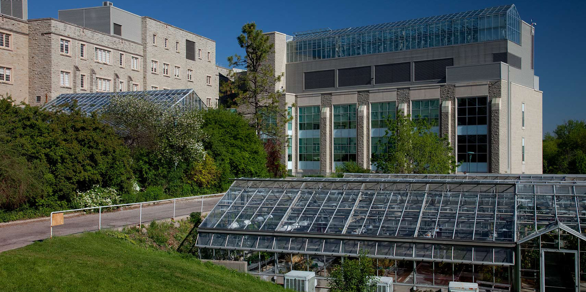 WU-Biotron-Environmental-Research-Facility1