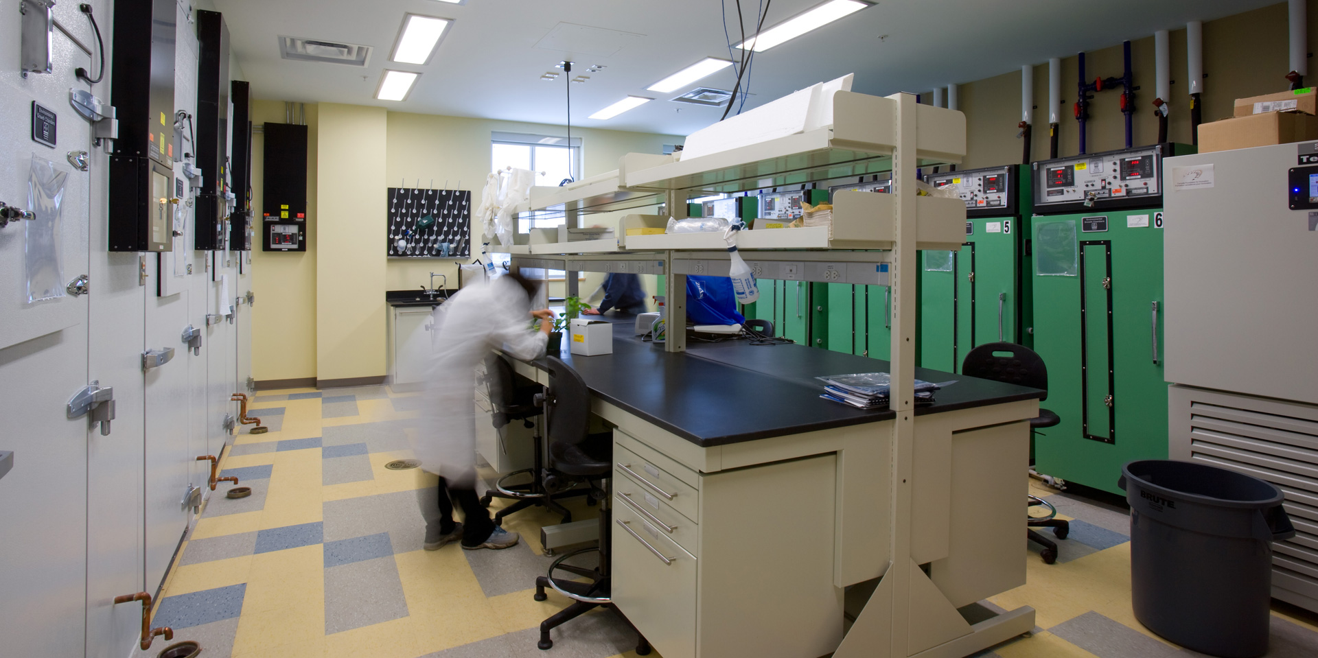 WU-Biotron-Environmental-Research-Facility4