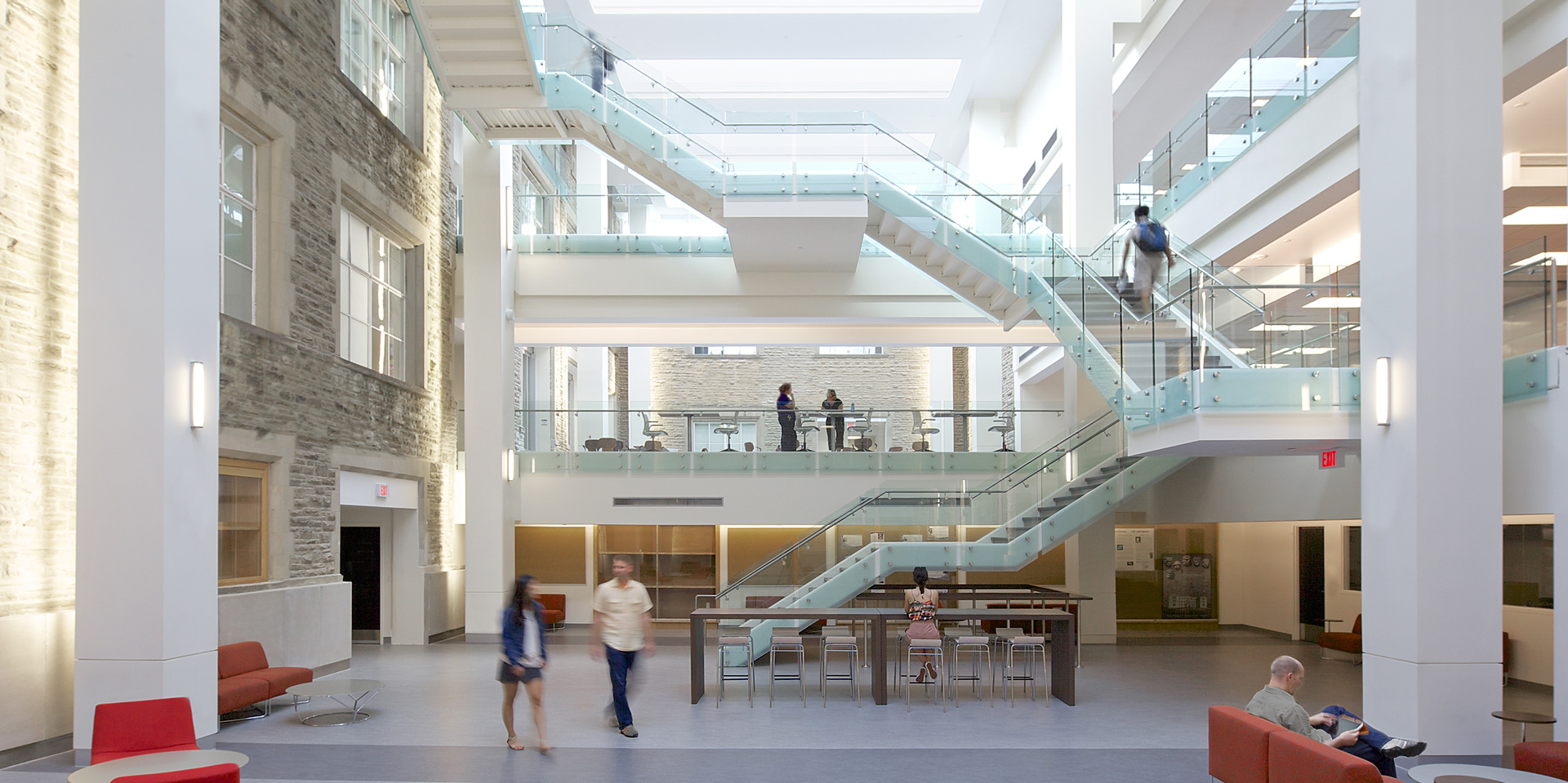 WU-Physics-and-Astronomy-Building1