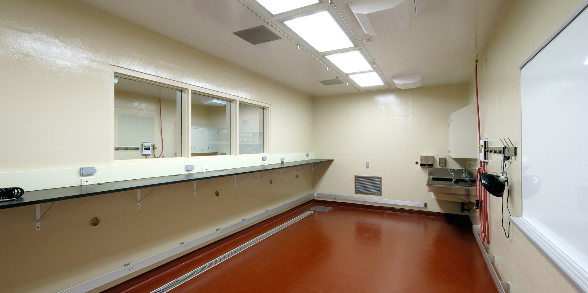 Western-University-Modular-Animal-Care-Facility-7