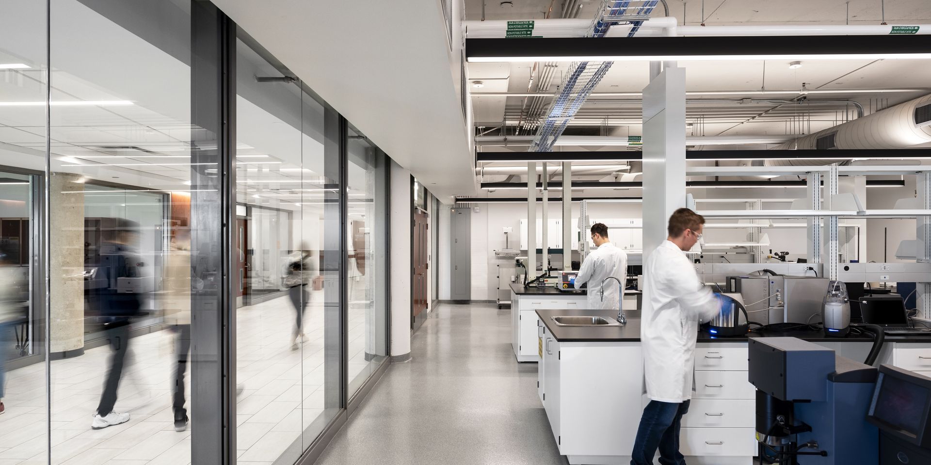 coe-06-materialtestinglab-06