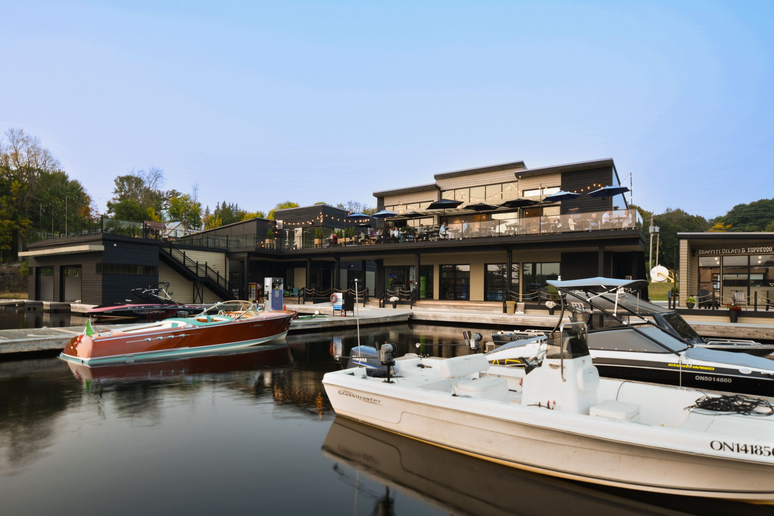 2251-16 Muskoka Lake Marine_professional_web_02