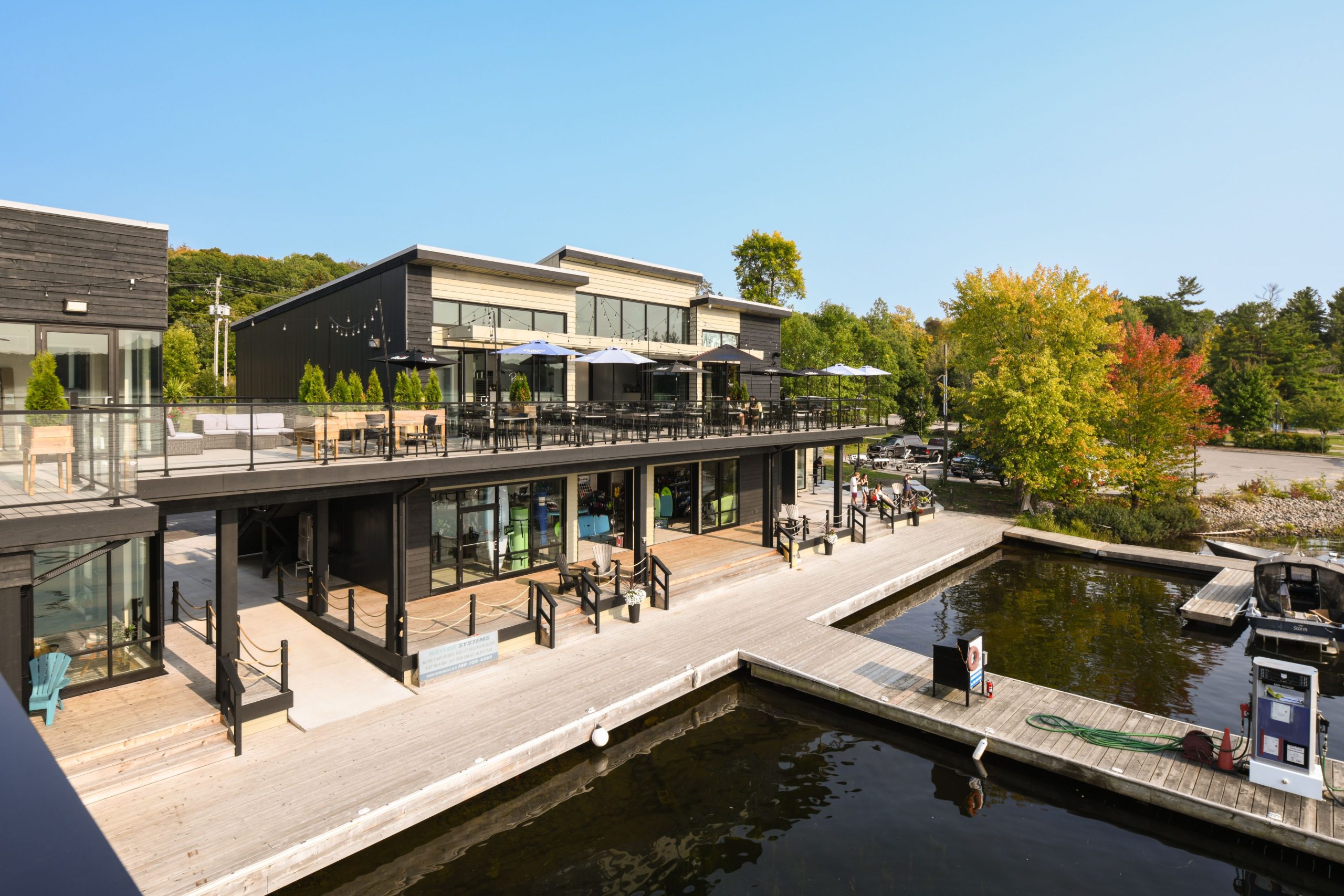 2251-16 Muskoka Lake Marine_professional_web_03