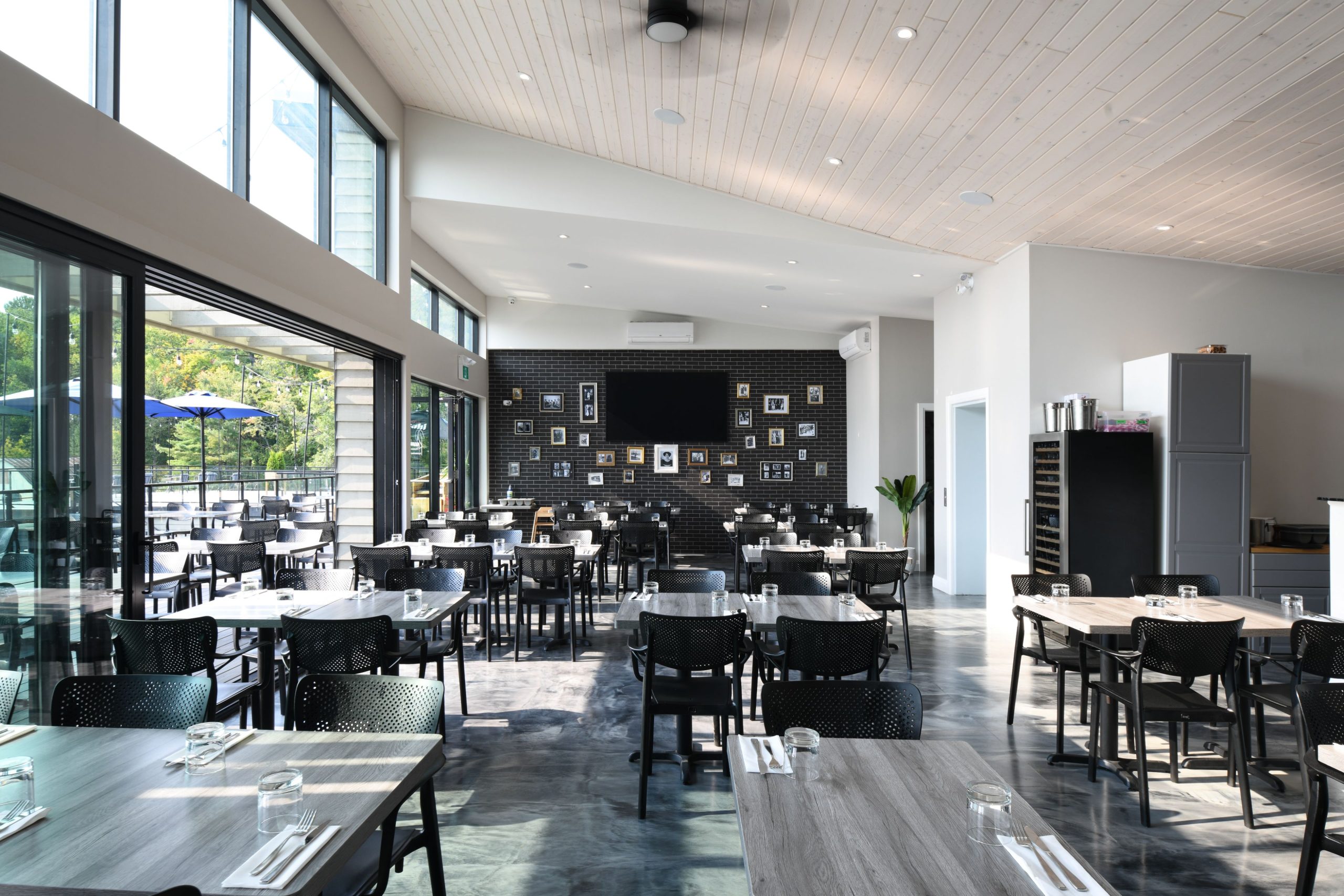 2251-16 Muskoka Lake Marine_professional_web_11